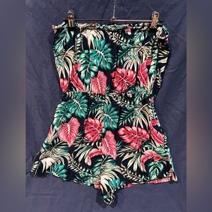 💚🌴CUPSHE Tropical Romper Coverup🌴💚